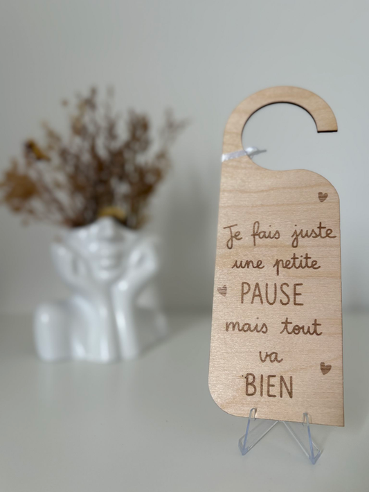 Accroche porte "La vie est belle dans mon petit cocon"