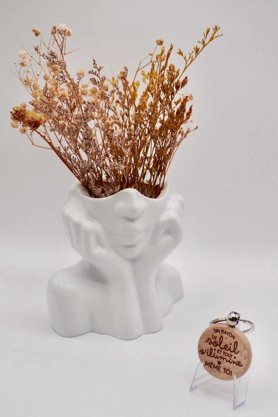 Porte clé " Un rayon de soleil et tout s'illumine même toi "